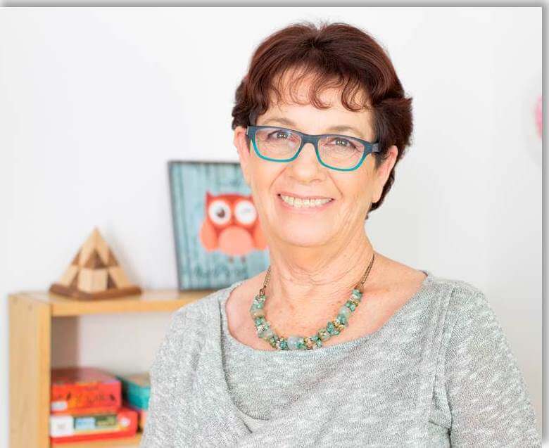 מאמנת לקבל, להאמין, להצליח